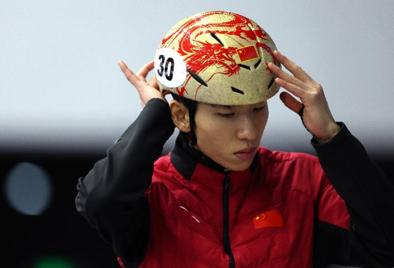 米兰冬奥会将至！中国短道速滑队以接力为核心、多点冲牌